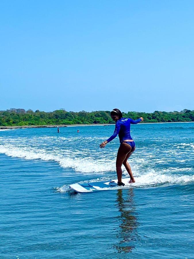 Hotel Oasis & Surf Camp Санта Каталина Екстериор снимка